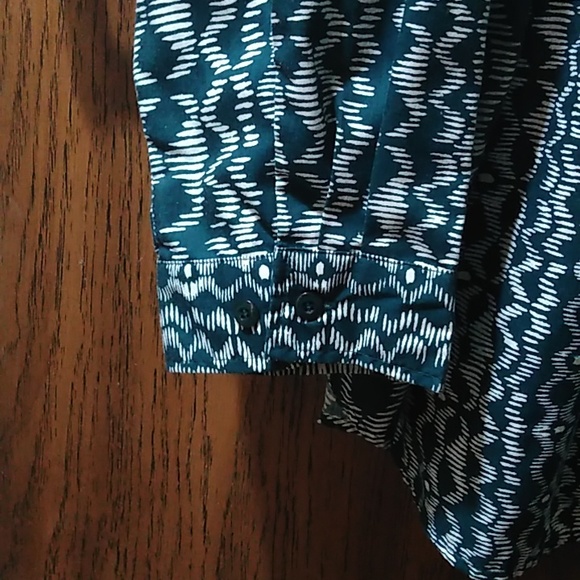 Roaman's button down shirt - Picture 3 of 7